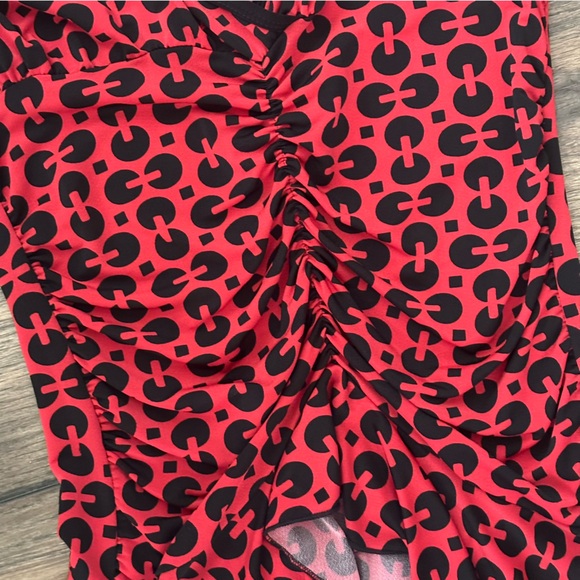 New Tower red and black print blouse - Picture 3 of 4